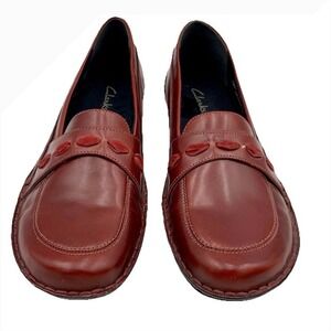 Clarks Burgundy Red Loafer Leather Women Sz 11M Slip‎ On Flats Brazil 79908
